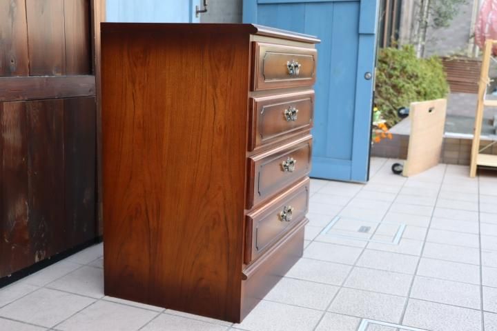 Karimoku(カリモク家具)の人気シリーズCOLONIAL(コロニアル)のQC1904 4