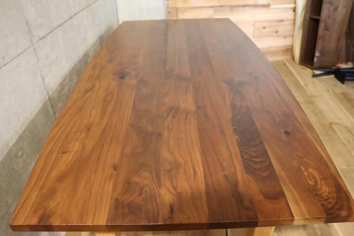 Tsukuba Sansho(筑波産商)の『飛騨の香り』シリーズのダイニング