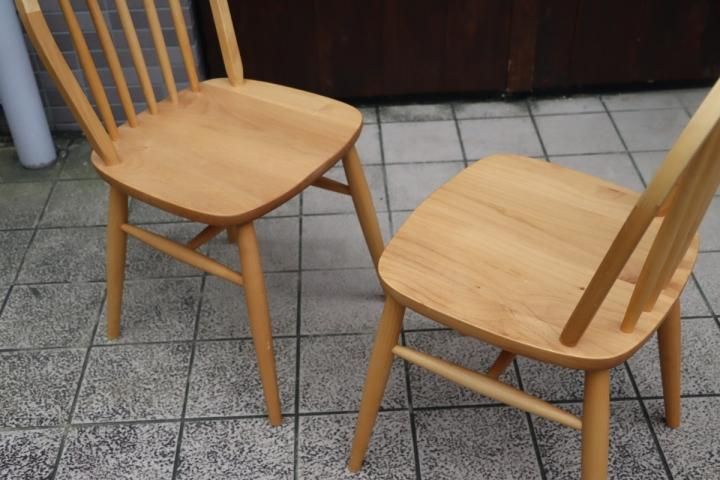 MOMO natural(モモナチュラル)のMARE ROUND CHAIRです。アルダー材を