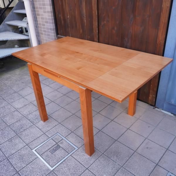 unico(ウニコ)のVIVO:Extension table！チェリー材のナチュラル感と