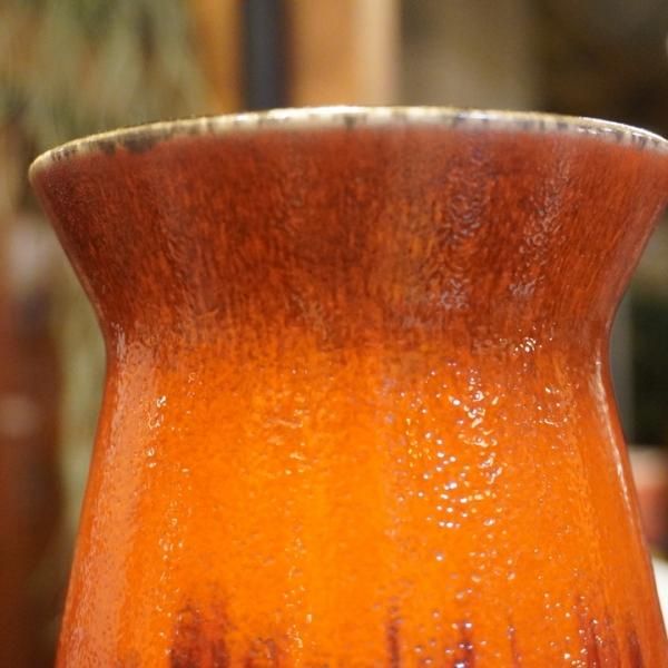 ドイツ製のヴィンテージFat Lava(ファットラヴァ)フラワーベースです