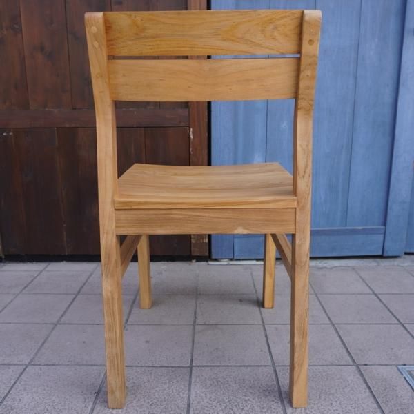 unico(ウニコ)のSOTO(ソト) ダイニングチェアです。チーク無垢材を全面