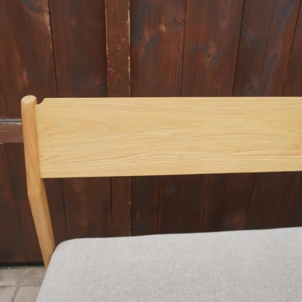 unico(ウニコ)のSIGNE(シグネ)シリーズのダイニングベンチです