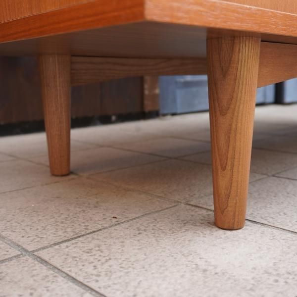 unico(ウニコ)のHOLM(ホルム)シリーズ キャビネットです！しっとりと