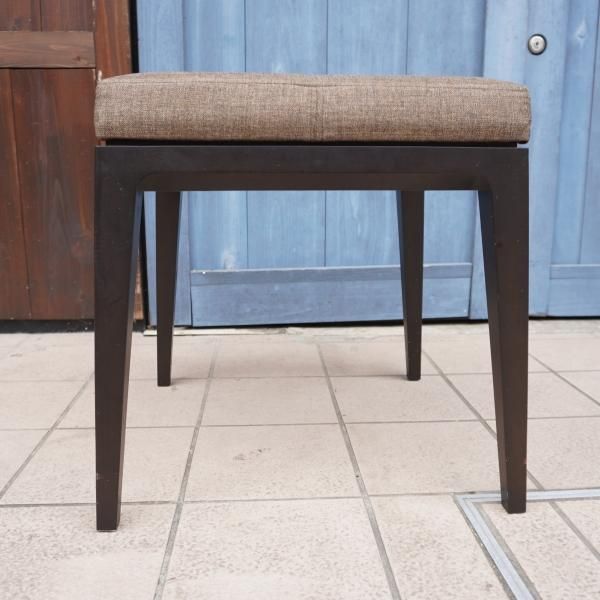 TIME&STYLE(タイムアンドスタイル)のHUGO(ウーゴ)スツールです