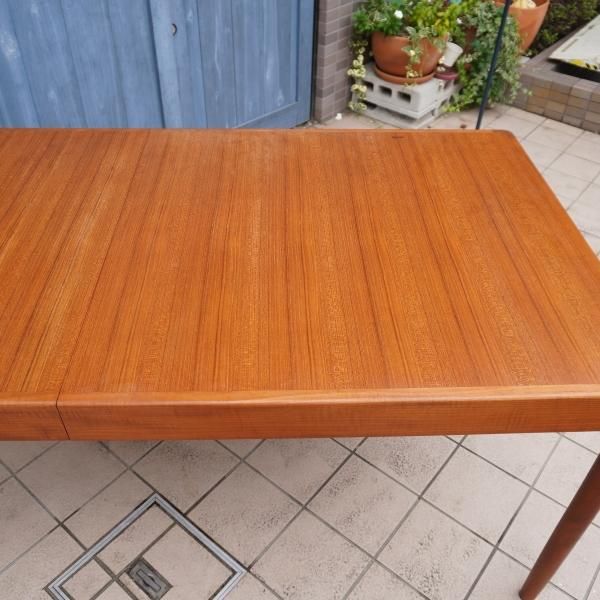 青林製作所のティファニー チーク材 エクステンションダイニング