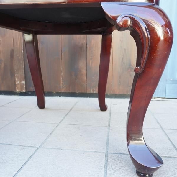 IDC OTSUKA(大塚家具)取扱いのクイーンアン マホガニー材 ダイニング