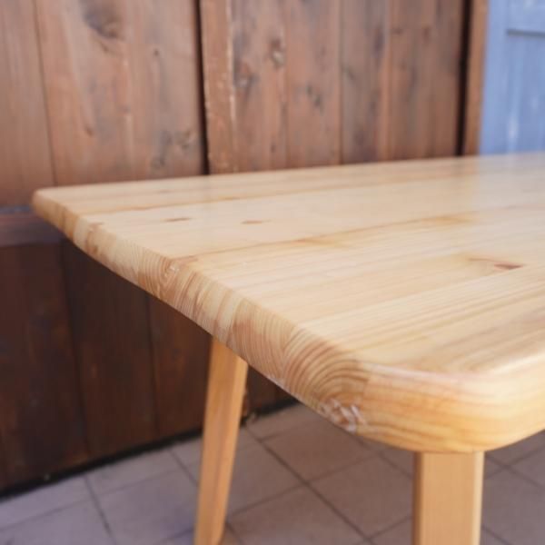 大川の家具メーカーSHIGIYMA(シギヤマ)のYUU(優)シリーズ ヒノキ材