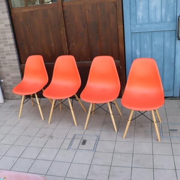 Hermanmiller(ハーマンミラー)社のイームズ ダウェルベースサイド