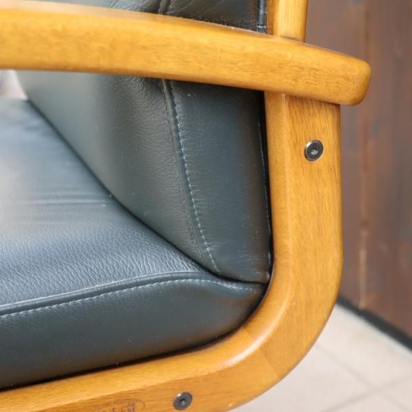 老舗家具メーカーHAMAMOTO(浜本工芸)のナラ無垢材を使用したDSA-5800