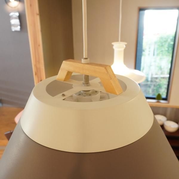 unico(ウニコ)のLAMP by 2TONE 3BULB ペンダントライトです。 「WH＋