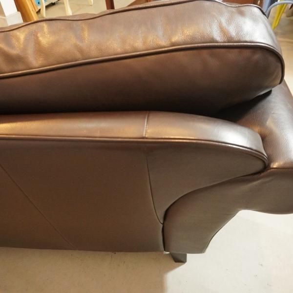 値下げ/英国ブランドLAURA ASHLEY(ローラアシュレイ)の総本革張り