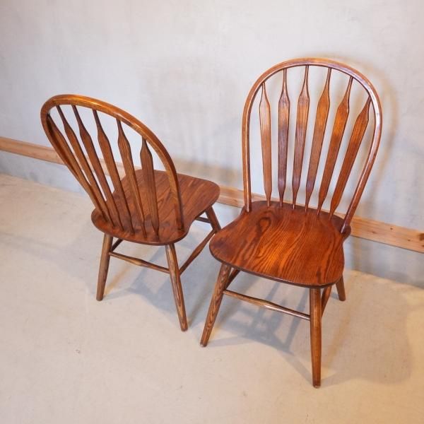 Shin Lee(シンリー)のレッドオーク材 ダイニングチェア2脚セットです