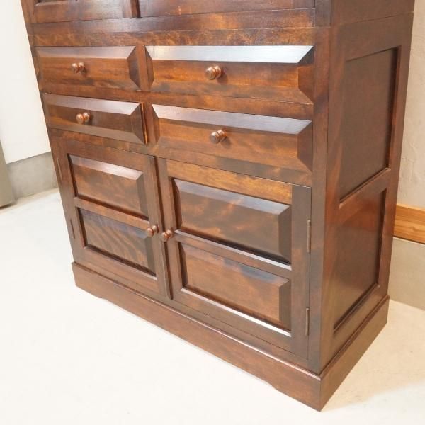 値下げ/松本民芸家具のG-1型 面取り食器棚のご紹介です。ミズメザクラ