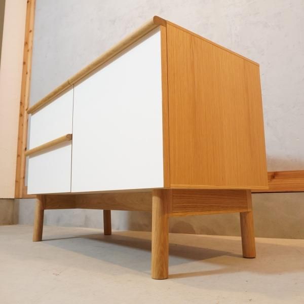 IDEE(イデー)のSTILT SIDEBOARD S(スティルト)サイドボードです。収納