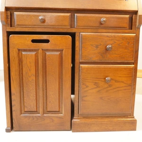 HAYAMA GARDEN(葉山ガーデン)よりライティングドレッサーです！椅子も