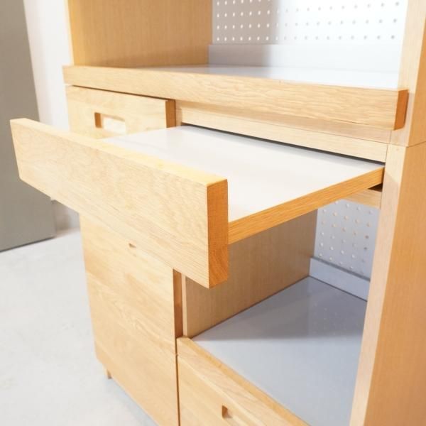 人気のunico(ウニコ)よりHUTTE(ヒュッテ)シリーズ のキッチンボード