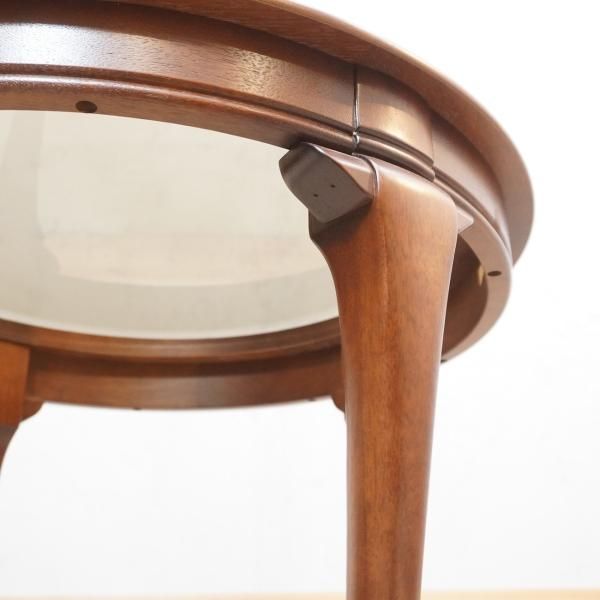 maruni(マルニ)ベルサイユシリーズの猫脚 ガラステーブルです