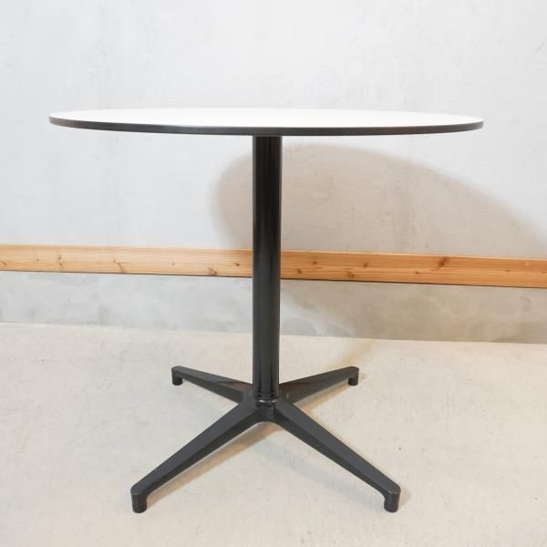 値下げ/Vitra(ヴィトラ)社のBistro table(ビストロテーブル) ホワイト