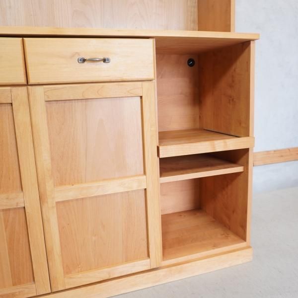 MOMO natural(モモナチュラル)の人気シリーズVIBO キッチンボードです