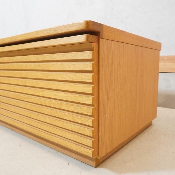 KEYUCA(ケユカ)で取り扱われていた、マライカ オーク材 TVボードです