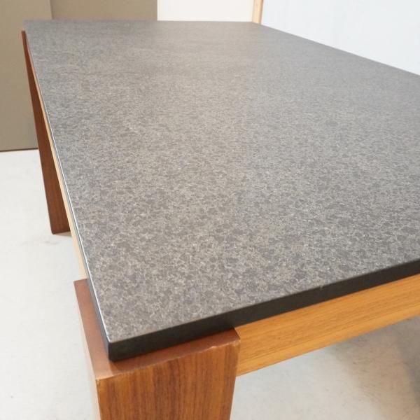 値下げ/Crastina(クラスティーナ)より御影石×ウォールナット無垢材