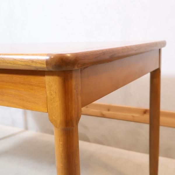 飛騨高山の家具メーカー日進木工(nissin)の伸長式ダイニングテーブル