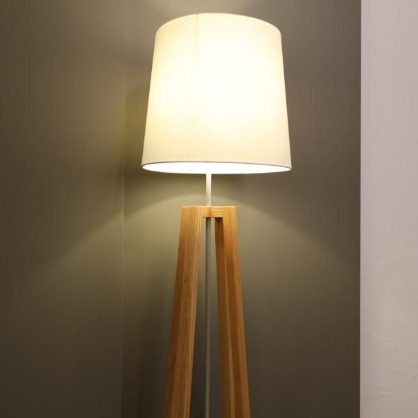 THE CONRAN SHOP(コンランショップ)のCROSS FLOOR LIGHT(クロスフロア