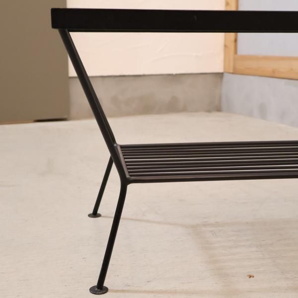 unico(ウニコ)の人気シリーズEDDY(エディー)リビングテーブルです