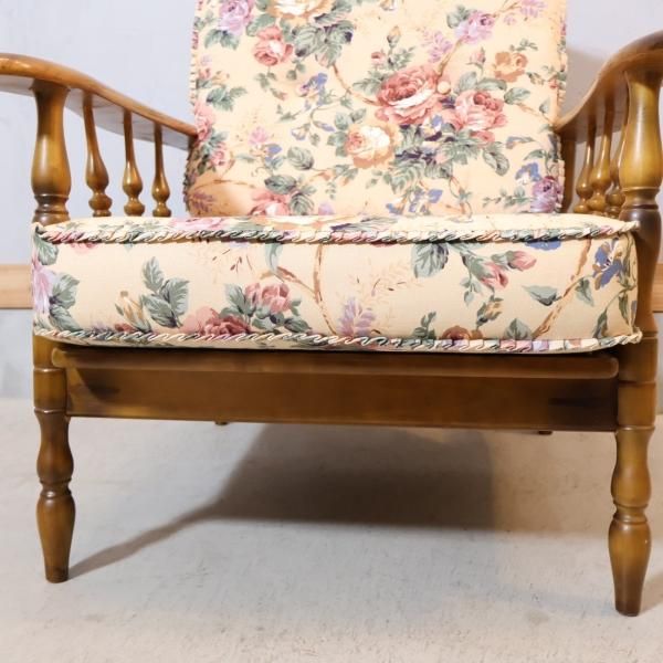 Karimoku(カリモク家具)のCOLONIAL(コロニアル)シリーズ WC6000肘掛