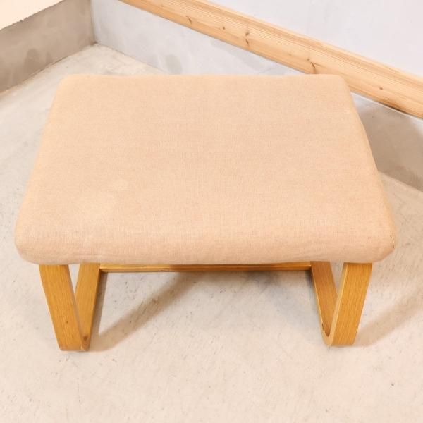 無印良品(MUJI)の人気のリビングでもダイニングでもつかえるオーク材