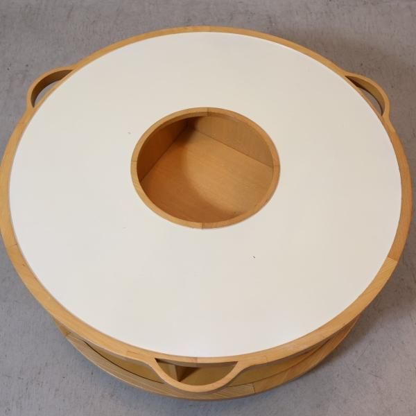 ACTUS(アクタス)で取り扱われていたKIDS-MUSEUM ラウンドテーブルです