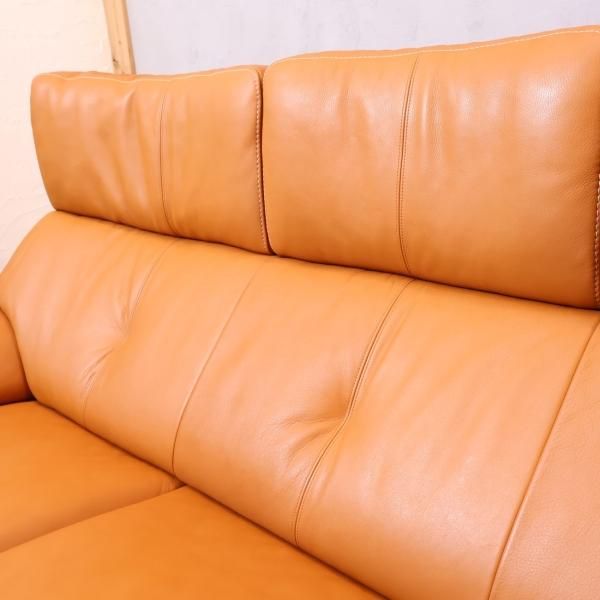 karimoku(カリモク家具)より本革を使用したZT73 3人掛けソファー