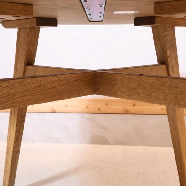 unico(ウニコ) ADDAY(アディ) ラウンドダイニングテーブルです♪木の