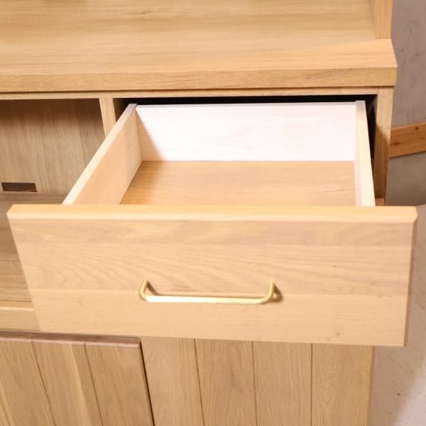 unico(ウニコ)のFREDIT(フレディット) キッチンボードです！スライド棚