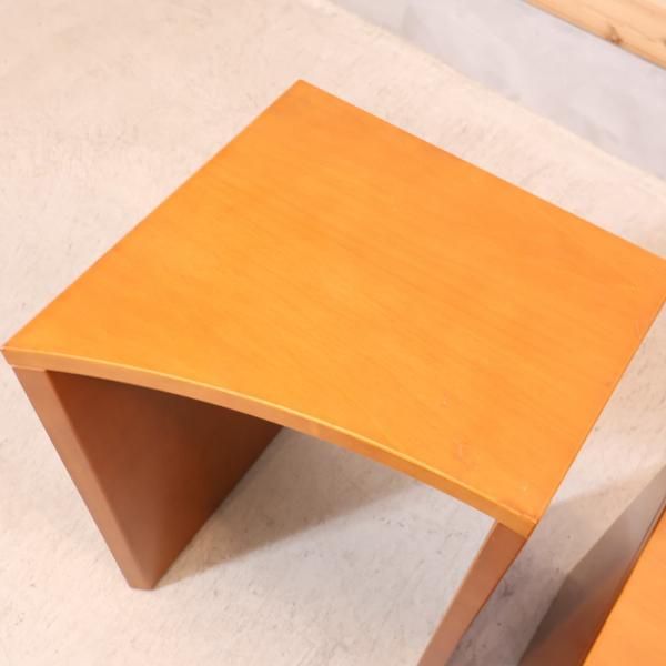 arflex(アルフレックス)のPORTO(ポルト)ネストサイドテーブルです