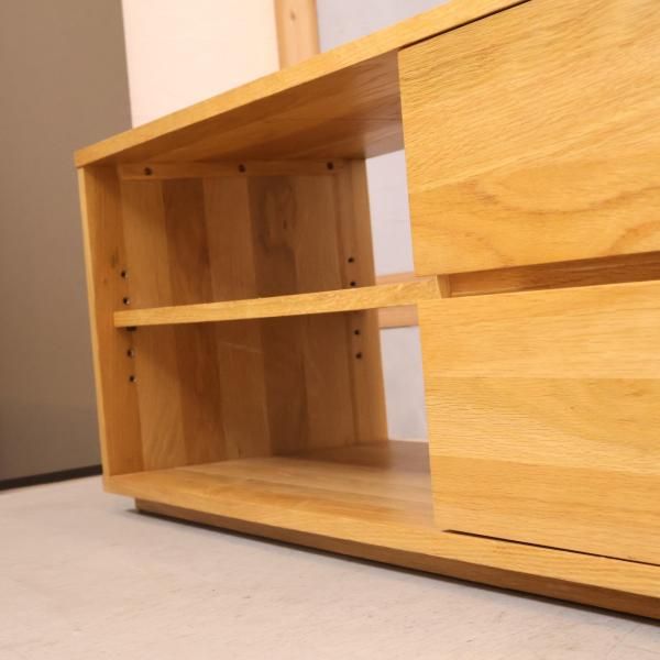 人気の無印良品(MUJI)のオーク無垢材 AVラック！！シンプルなTVボード