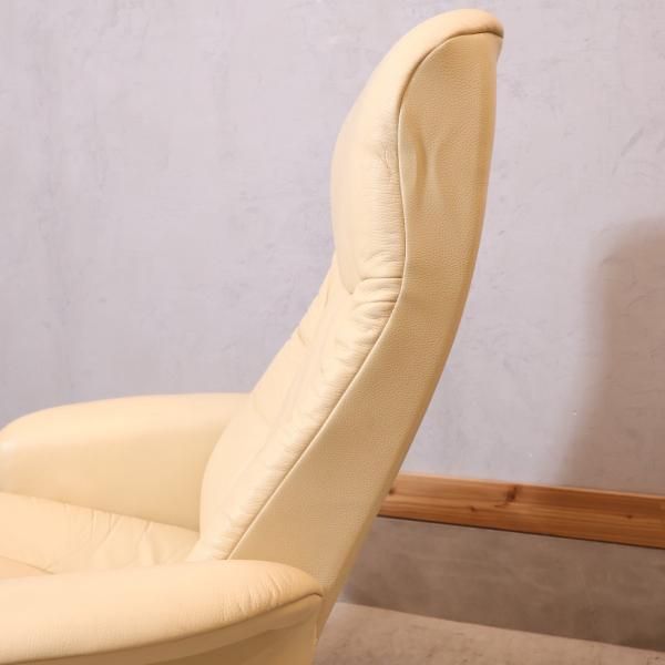 北欧ノルウェーのメーカーHjellegjerde(イエリアーダ)本革