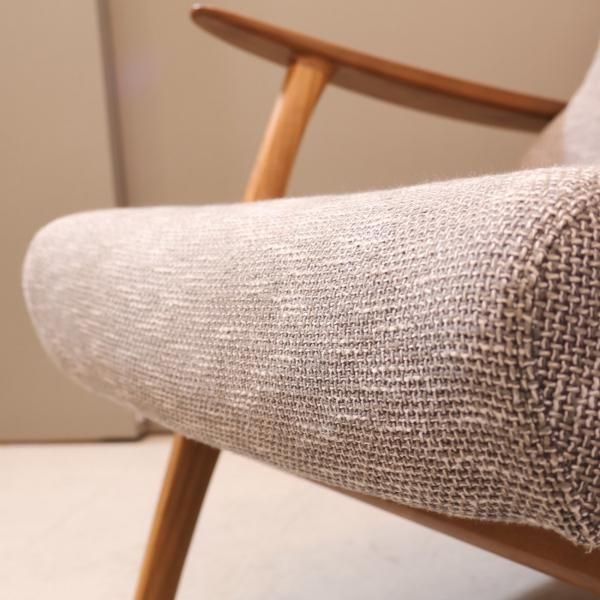 karimoku(カリモク家具)のWU60 ウォールナット材 パーソナルチェア。角