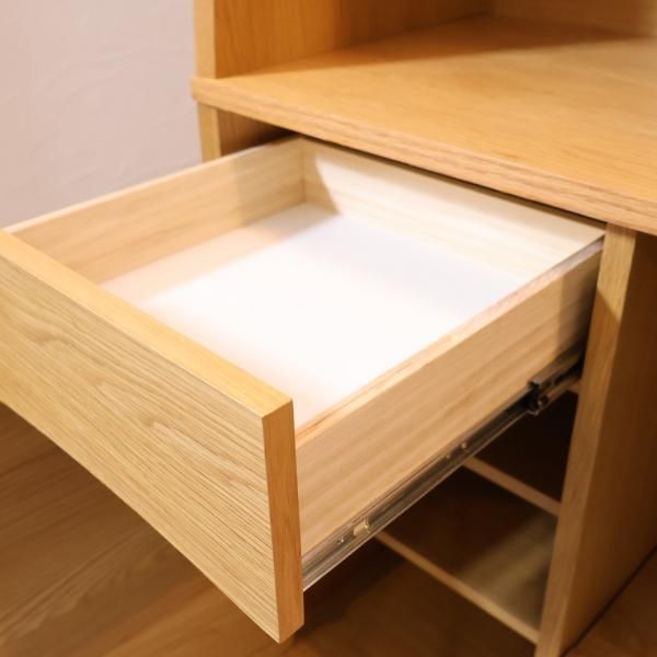 unico(ウニコ)のSIGNE(シグネ)シリーズのキッチンボードです。オーク材