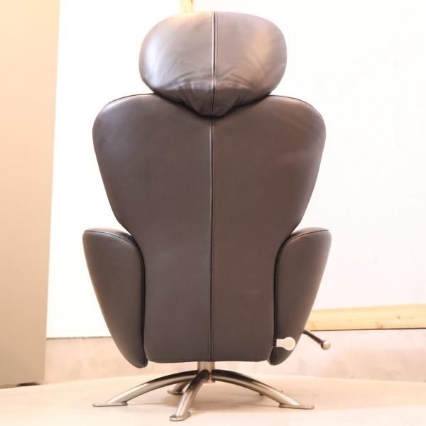 Cassina(カッシーナ) K10 DODO(ドド) シェーズロングです。上質な質感