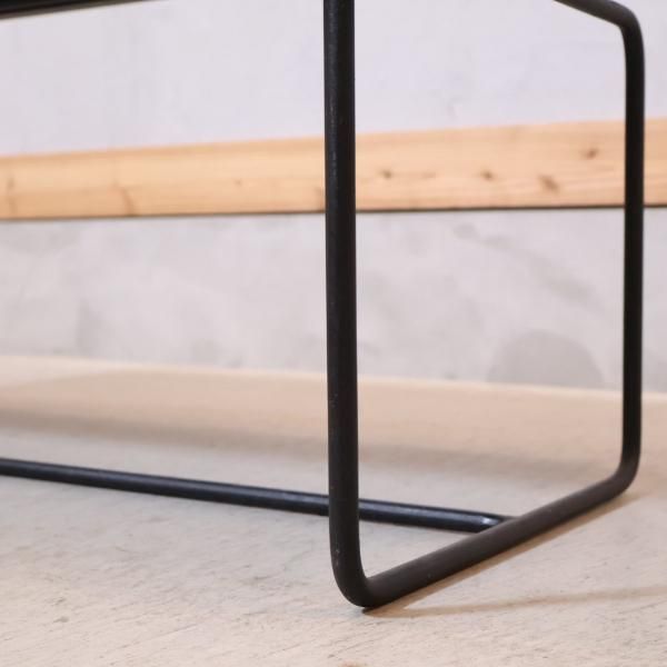 IDEE(イデー)で取り扱われていたMACTAN(マクタン) ローテーブル