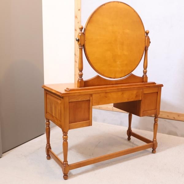 横浜クラシック家具 Daniel(ダニエル)のアーリーアメリカンシリーズ A