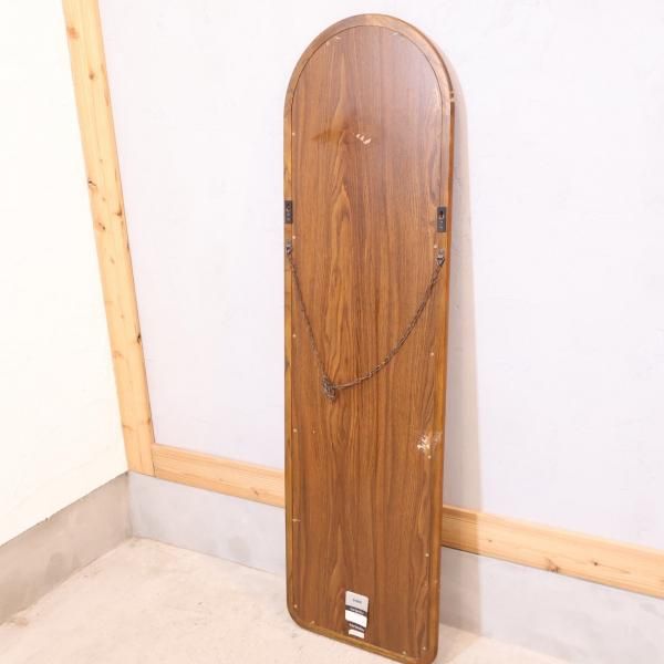 karimoku(カリモク家具)にて取り扱われていたウォールミラーです！薄型