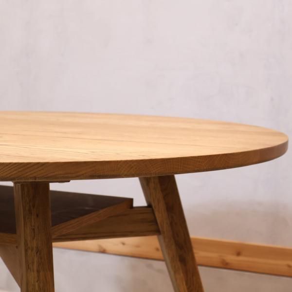 unico(ウニコ) ADDAY(アディ) ラウンドダイニングテーブルです♪木の
