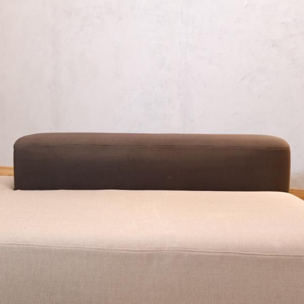 人気の無印良品(MUJI)のソファベンチです。高さを抑えた圧迫感を感じ