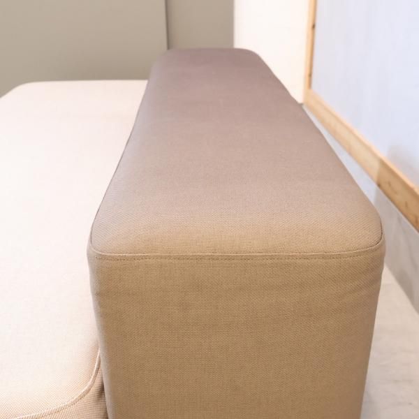 人気の無印良品(MUJI)のソファベンチです。高さを抑えた圧迫感を感じ