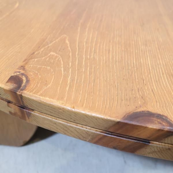 ACTUS(アクタス)で取り扱われていたF1テーブルです。木目や節など