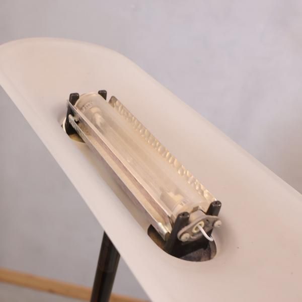 FLOS(フロス)のJill(ジル)フロアスタンドライトです。P.A.King、S