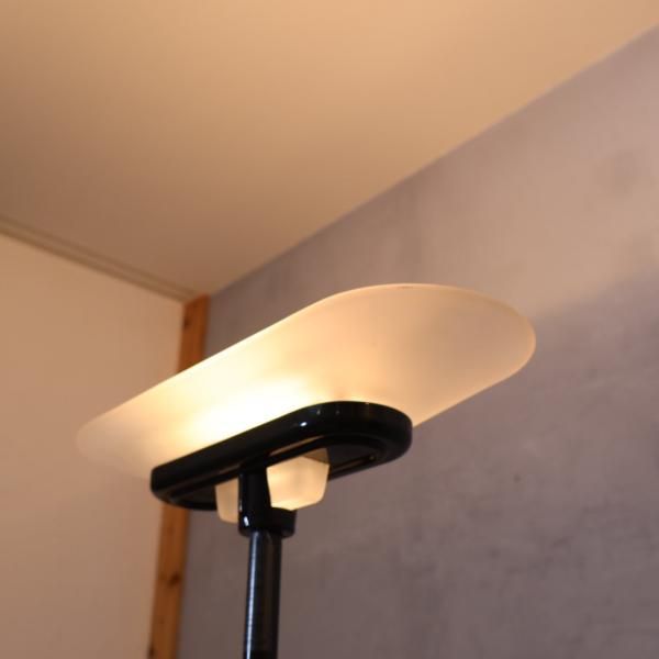 FLOS(フロス)のJill(ジル)フロアスタンドライトです。P.A.King、S